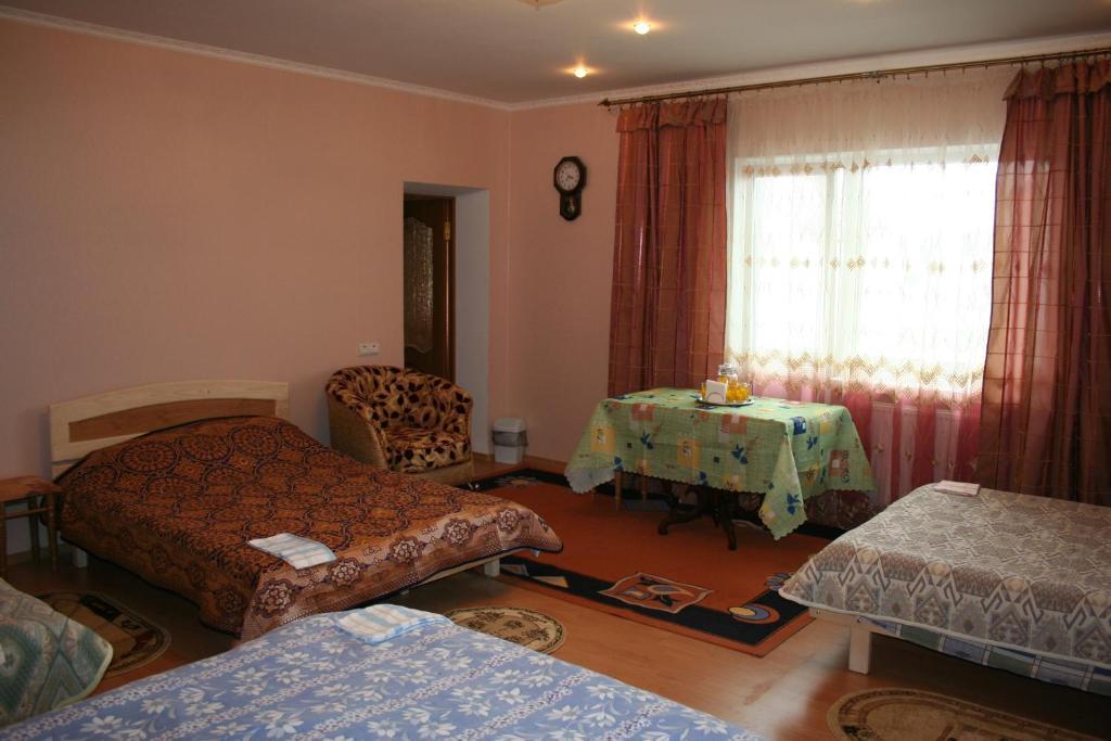 Villa Ruben Kamianets-Podilskyi Habitación foto